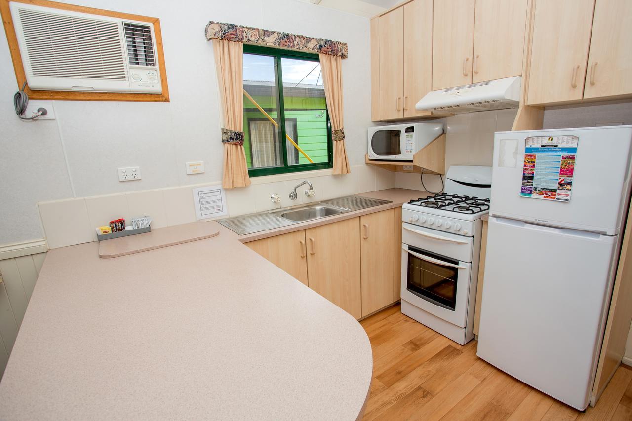 BIG4 Bendigo Park Lane Holiday Park Bagian luar foto