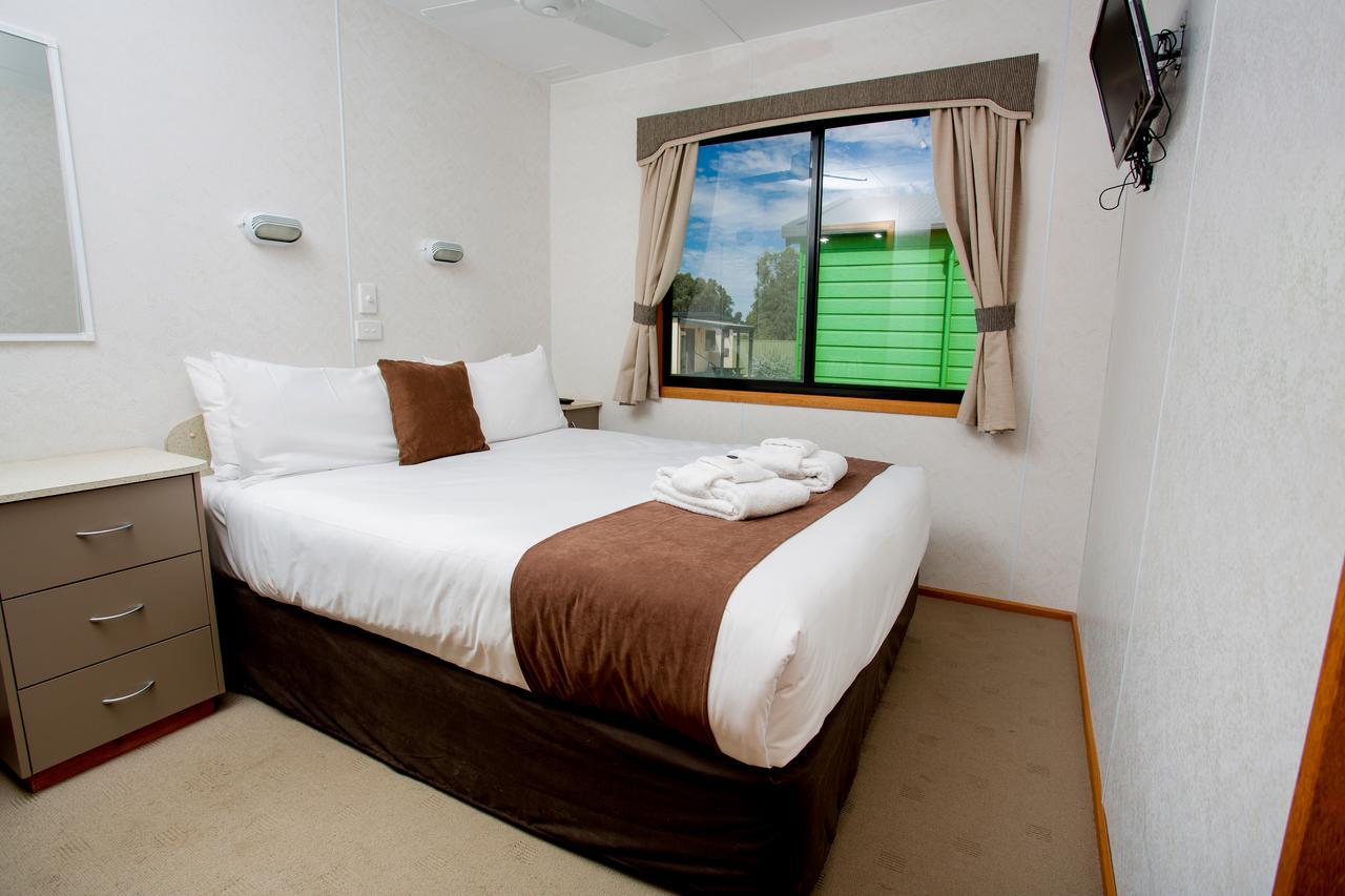 BIG4 Bendigo Park Lane Holiday Park Bagian luar foto