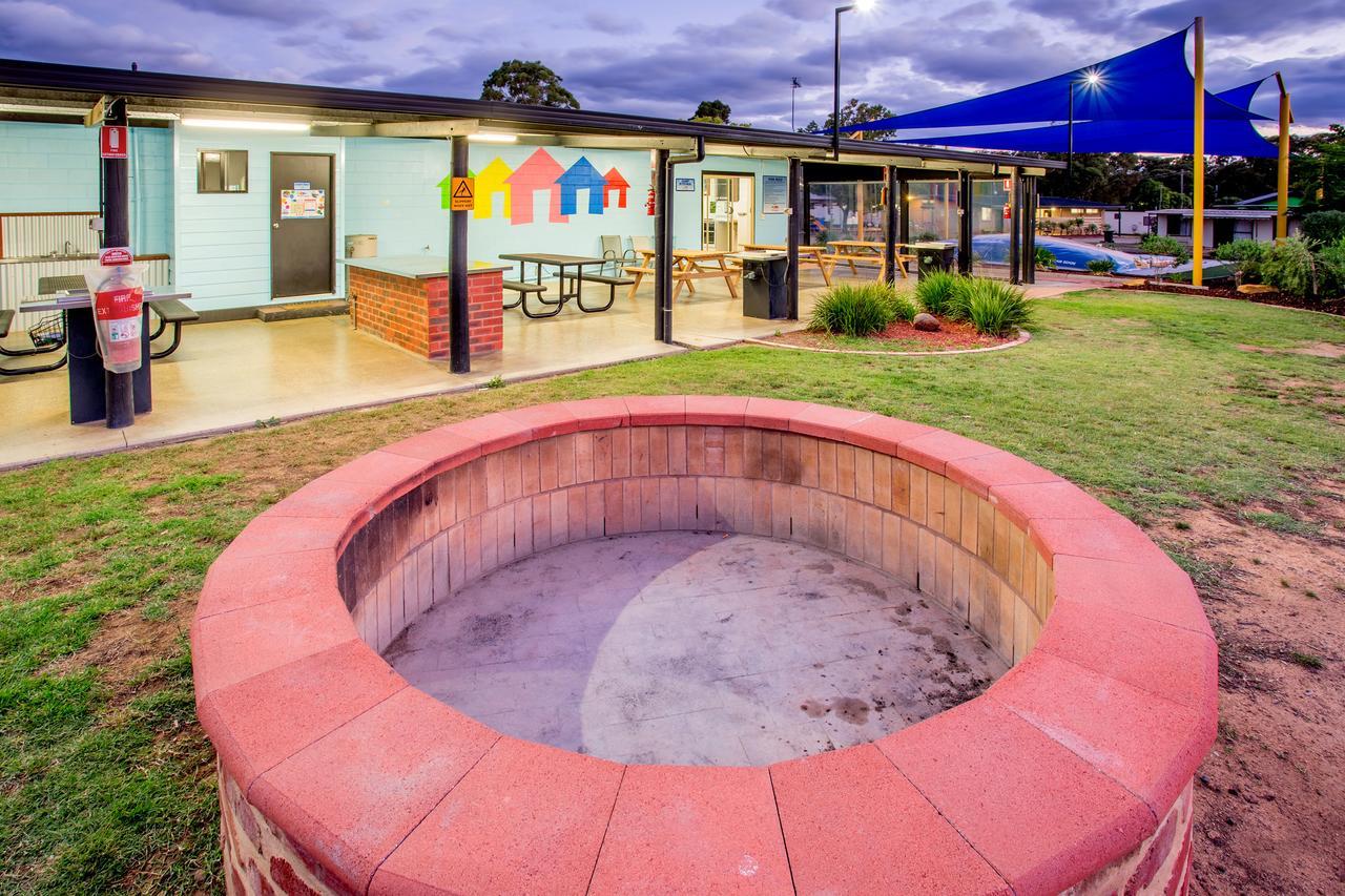 BIG4 Bendigo Park Lane Holiday Park Bagian luar foto