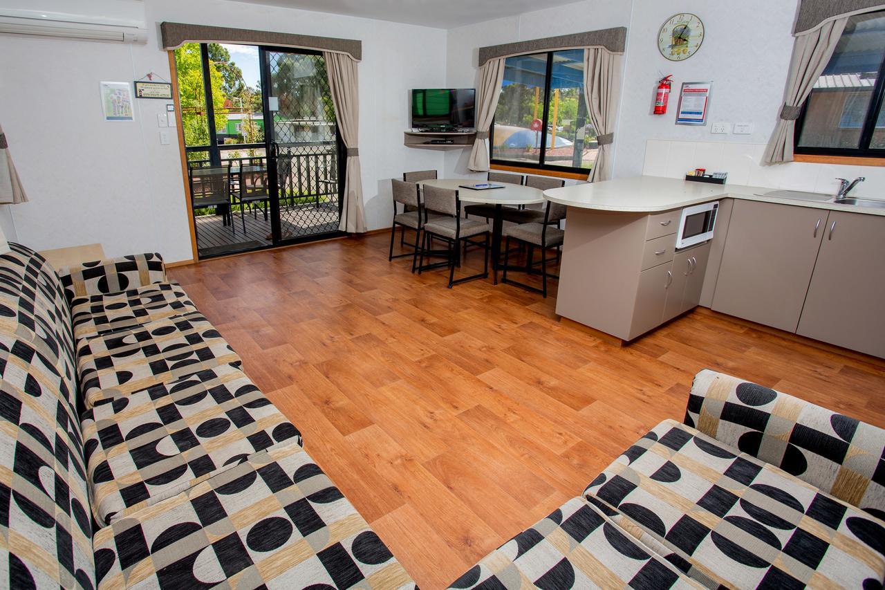 BIG4 Bendigo Park Lane Holiday Park Bagian luar foto