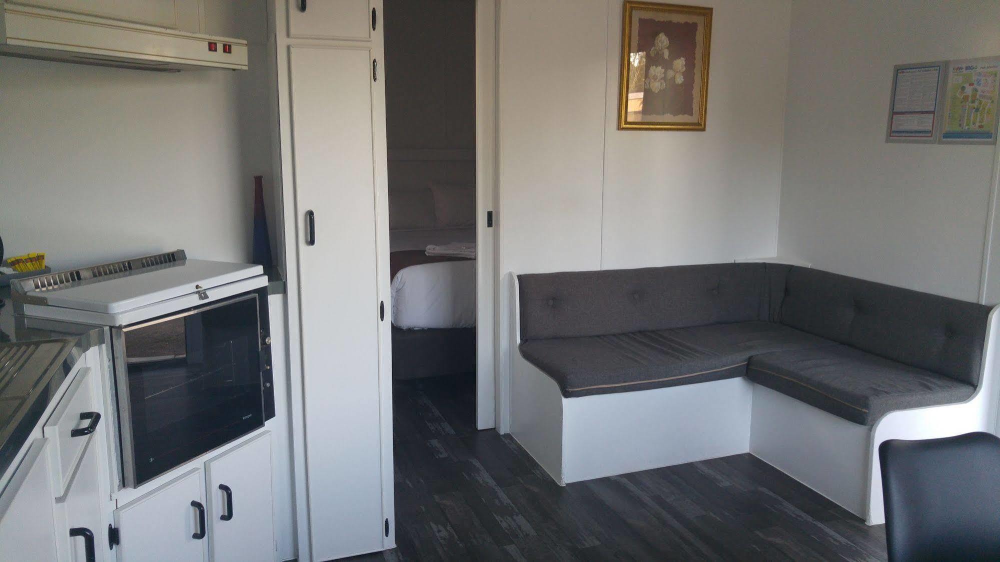 BIG4 Bendigo Park Lane Holiday Park Bagian luar foto