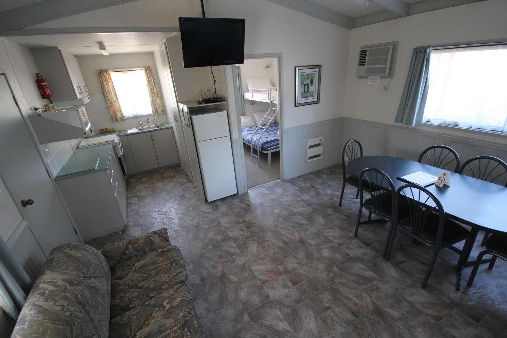 BIG4 Bendigo Park Lane Holiday Park Bagian luar foto